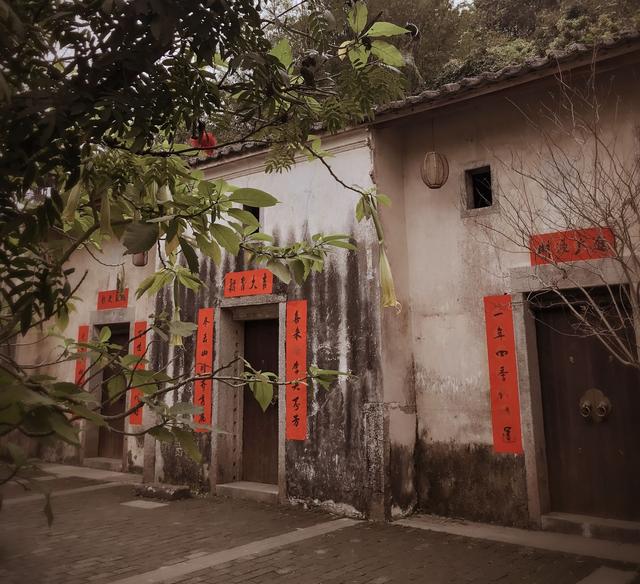 入“坑”绝不后悔的地方—隐藏在深圳市内的世外桃源甘坑客家小镇